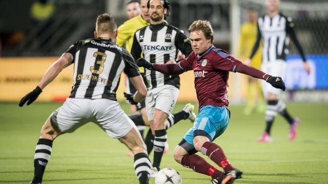 和侧翼绕后 和侧翼绕后